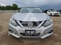 2017 Nissan ALTIMA фото