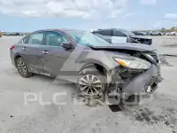 2017 Nissan ALTIMA photo