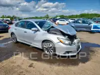 2017 Nissan ALTIMA фото