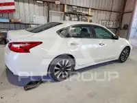 2017 Nissan ALTIMA фото