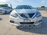 2017 Nissan ALTIMA фото