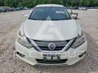 2017 Nissan ALTIMA photo