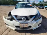 2017 Nissan ALTIMA фото