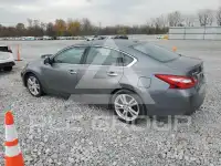 2017 Nissan ALTIMA photo