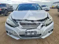 2017 Nissan ALTIMA photo