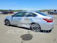 2017 Nissan ALTIMA photo