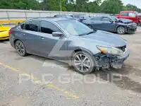 2017 Nissan ALTIMA фото