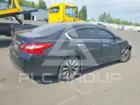 2017 Nissan ALTIMA фото