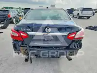 2017 Nissan ALTIMA фото