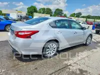2017 Nissan ALTIMA фото