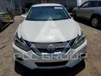 2017 Nissan ALTIMA фото