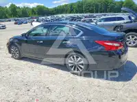 2017 Nissan ALTIMA фото
