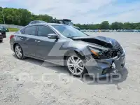 2017 Nissan ALTIMA photo