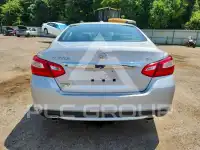 2017 Nissan ALTIMA фото