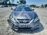 2017 Nissan ALTIMA photo