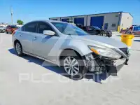 2017 Nissan ALTIMA фото