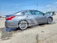 2017 Nissan ALTIMA фото