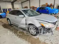 2017 Nissan ALTIMA фото