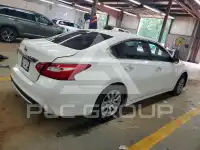 2017 Nissan ALTIMA photo