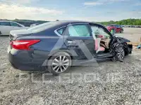 2017 Nissan ALTIMA фото