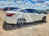 2017 Nissan ALTIMA фото