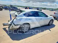 2017 Nissan ALTIMA фото