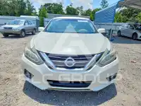 2017 Nissan ALTIMA фото