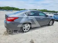2017 Nissan ALTIMA photo
