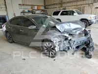 2017 Nissan ALTIMA фото