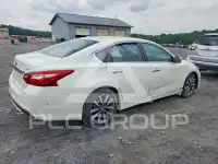 2017 Nissan ALTIMA фото