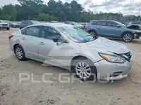 2017 Nissan ALTIMA фото