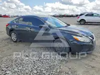 2017 Nissan ALTIMA фото