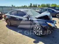 2017 Nissan ALTIMA фото