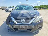 2017 Nissan ALTIMA photo