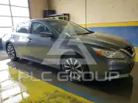 2017 Nissan ALTIMA photo
