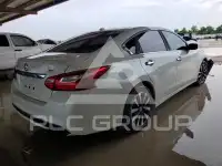 2017 Nissan ALTIMA фото