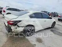 2017 Nissan ALTIMA фото