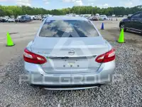 2017 Nissan ALTIMA фото