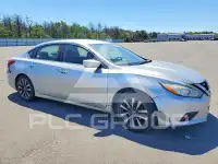2017 Nissan ALTIMA photo