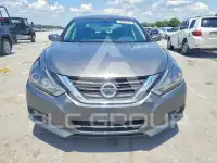 2017 Nissan ALTIMA фото