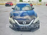 2017 Nissan ALTIMA photo