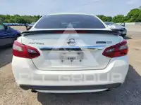 2017 Nissan ALTIMA photo