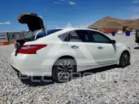 2017 Nissan ALTIMA фото