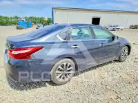 2017 Nissan ALTIMA photo