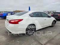2017 Nissan ALTIMA фото