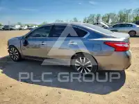 2017 Nissan ALTIMA фото