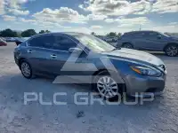 2017 Nissan ALTIMA фото