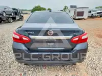 2017 Nissan ALTIMA photo