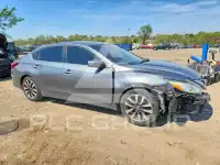 2017 Nissan ALTIMA фото