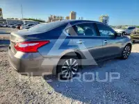 2017 Nissan ALTIMA фото